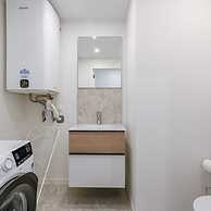 Pleasant Apartment With Frontal sea View