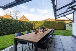 Spacious House With Garden for Family and Friends