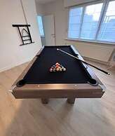 Spacious House With Garden for Family and Friends