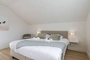 Spacious House With Garden for Family and Friends