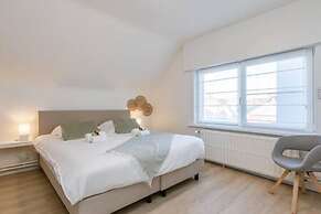 Spacious House With Garden for Family and Friends