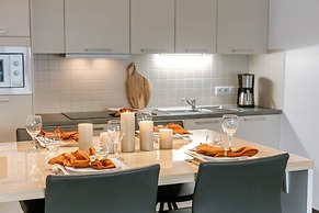 Modern Apartment Near the Beach