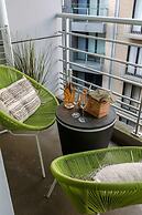 Modern Apartment Near the Beach