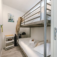 Modern Apartment Near the Beach