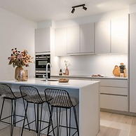 Apartment With Terrace Close to the sea