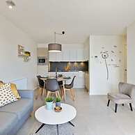 Apartment With Natural Swimming Pool