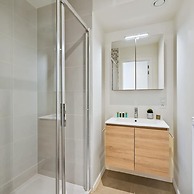 Apartment With Natural Swimming Pool