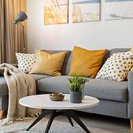 Apartment With Natural Swimming Pool