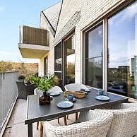 Apartment With Natural Swimming Pool