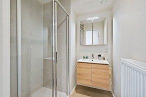 Apartment With Natural Swimming Pool