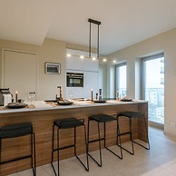 Stunning Apartment With Terrace and Parking