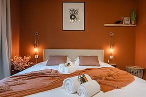 Stunning Apartment With Terrace and Parking