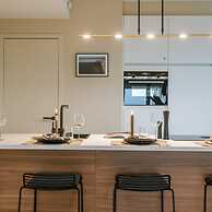 Stunning Apartment With Terrace and Parking