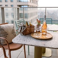 Stunning Apartment With Terrace and Parking