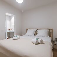 Comfortable Apartment Near the sea