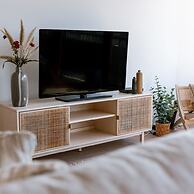 Comfortable Apartment Near the sea