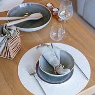 Comfortable Apartment Near the sea