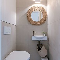 Comfortable Apartment Near the sea