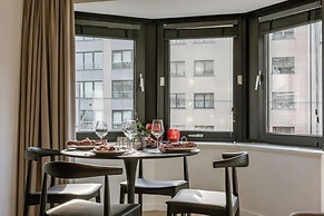 Modern Apartment Near the Beach