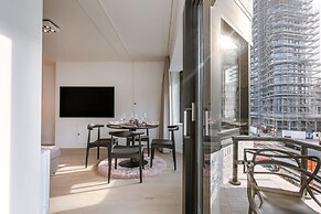 Modern Apartment Near the Beach