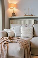 Bright Apartment With Beautiful sea View