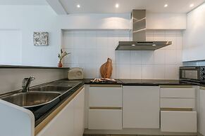 Bright Apartment With Beautiful sea View