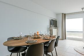 Bright Apartment With Beautiful sea View