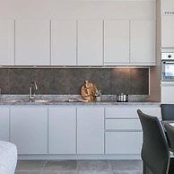 Bright Apartment With Seaview
