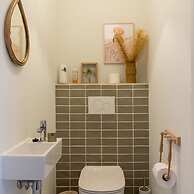 Queen at Sea Modern 2 Bedroom Apartement