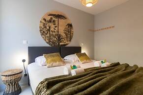 Queen at Sea Modern 2 Bedroom Apartement