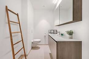 Apartment With two Large Terraces