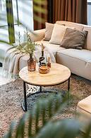 Apartment With two Large Terraces