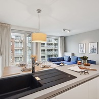 Centrally Located 2 Bedroom Apartment With Parking