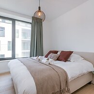 Stylish 2 Bedroom With Terrace and Parking