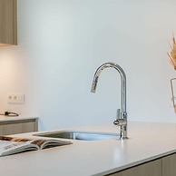 Stylish 2 Bedroom With Terrace and Parking