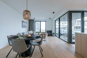 Stylish 2 Bedroom With Terrace and Parking