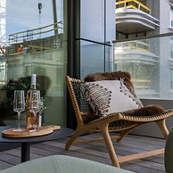Stylish 2 Bedroom With Terrace and Parking