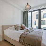 Stylish 2 Bedroom With Terrace and Parking