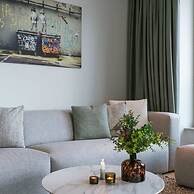 Stylish 2 Bedroom With Terrace and Parking