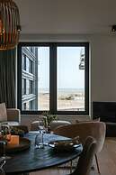 Stylish 2 Bedroom With Terrace and Parking