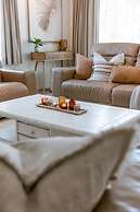 A Luminous Apartment Near the Marina