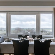 Lovely Apartment Close to the sea