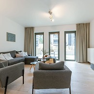 Spacious House Close to the Beach