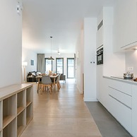 Spacious House Close to the Beach