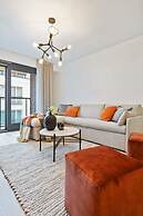 Fully Equipped Apartment With Lateral sea View