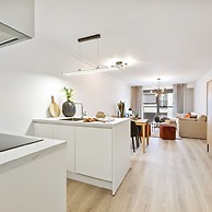 Fully Equipped Apartment With Lateral sea View