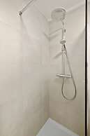 Fully Equipped Apartment With Lateral sea View