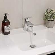 Fully Equipped Apartment With Lateral sea View