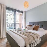 Modern Apartment for up to Five People