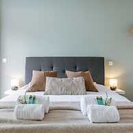 Modern Apartment for up to Five People